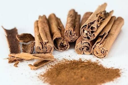Health Benefits of Cinnamon for Chickens
