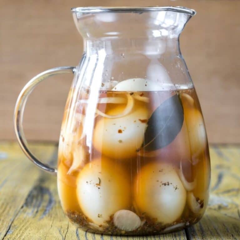 Where Do White Eggs Come From? (Surprising Truth) Chicken & Chicks Info